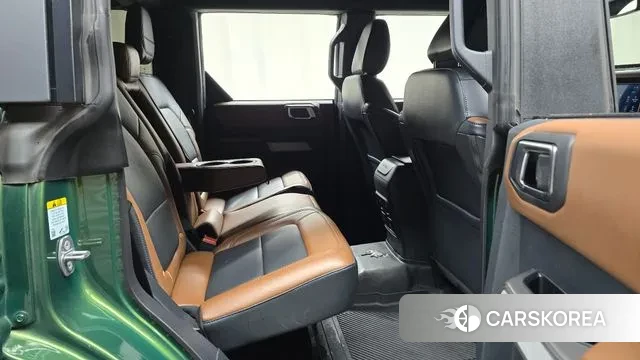 Ford Bronco 6th Generation 2023 Светло-зеленый из Кореи, фото 3