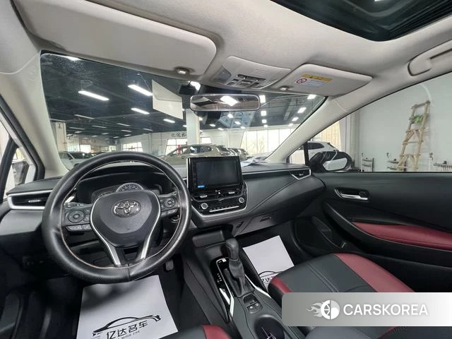 Toyota Corolla 2022 Белый из Китая, фото 3