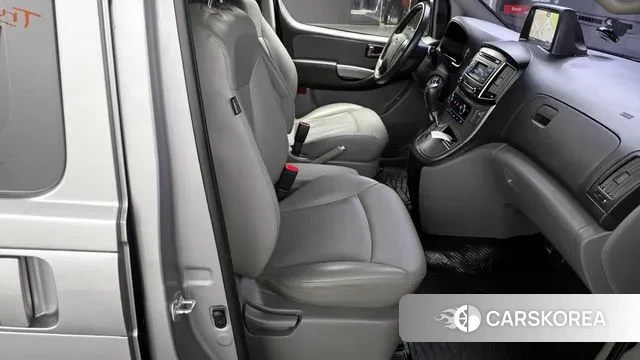 Hyundai The New Grand Starex 2018 Серебряный из Кореи, фото 3