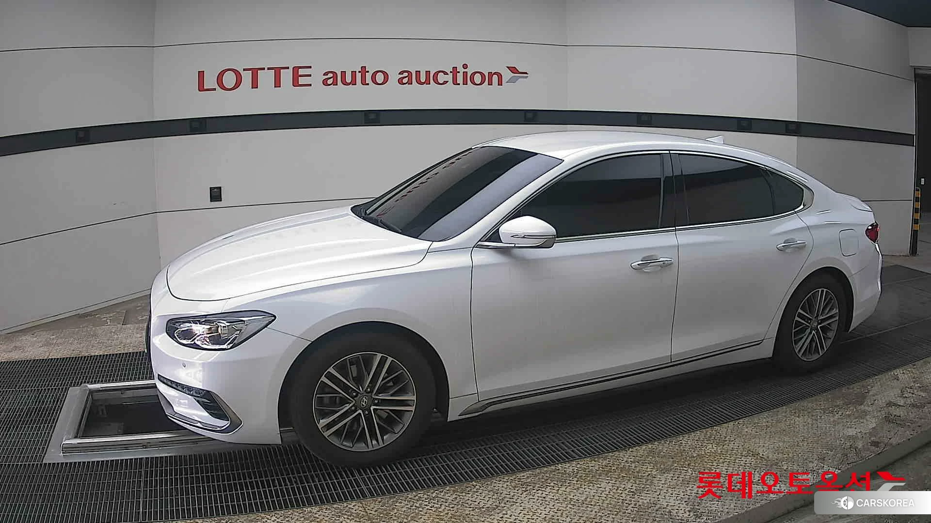 Hyundai Grandeur 2019 White cream (optional) из Кореи, фото 3