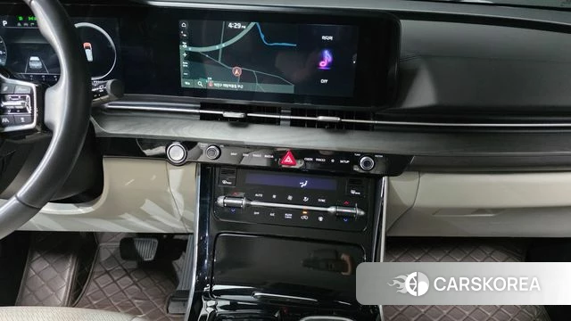 Kia Carnival 4th generation 2023 Черный из Кореи, фото 3