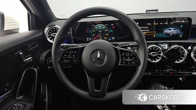 Mercedes-Benz A-Class W177 2020 Белый из Кореи, фото 3