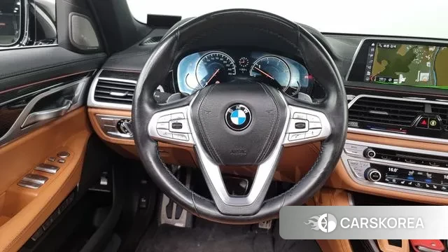 BMW 7 Series (G11) 2018 Черный из Кореи, фото 3