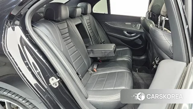 Mercedes-Benz E-Class W213 id 3498711 из Кореи 3