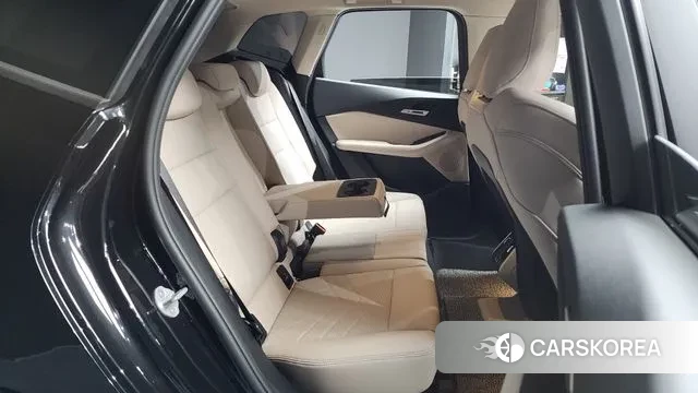 BMW 2 Series Active Tourer (U06) 2025 Черный из Кореи, фото 3