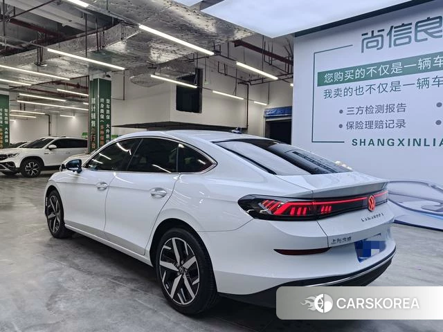 Volkswagen Lingdu 2025 Белый из Китая, фото 3