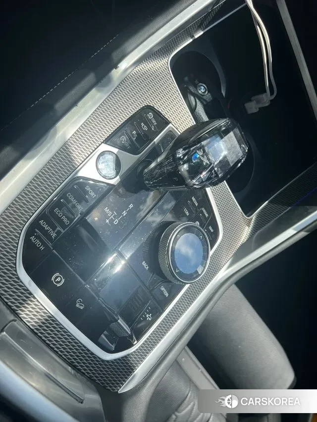 BMW X6 (G06) 2022 Светло-зеленый из Кореи, фото 3