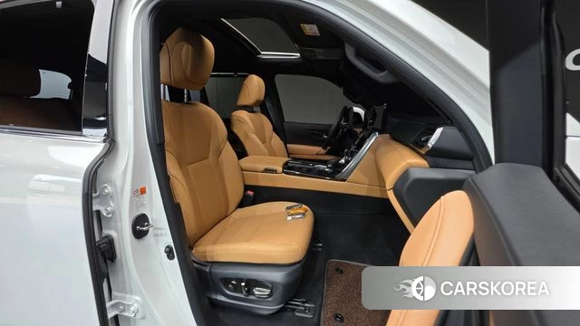 Lexus LX 4th Generation 2025 Белый из Кореи, фото 3