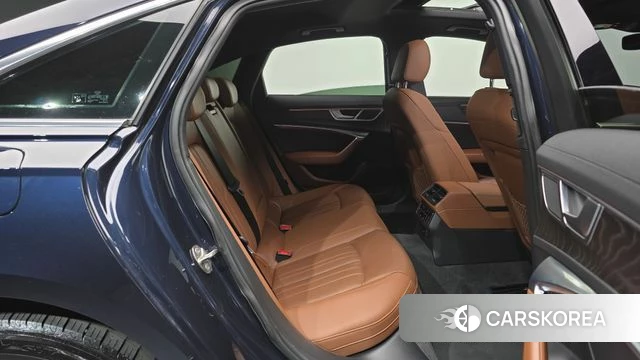 Audi A6 (C8) 2020 Синий из Кореи, фото 3