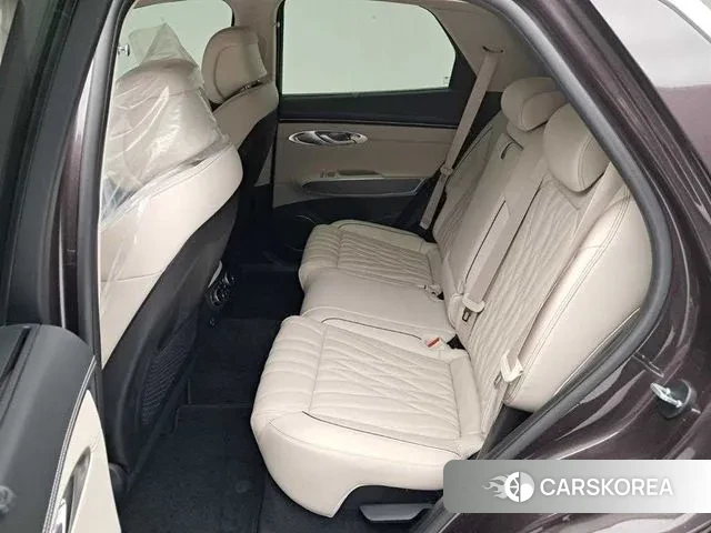 Genesis GV70 2022 Красный из Кореи, фото 3