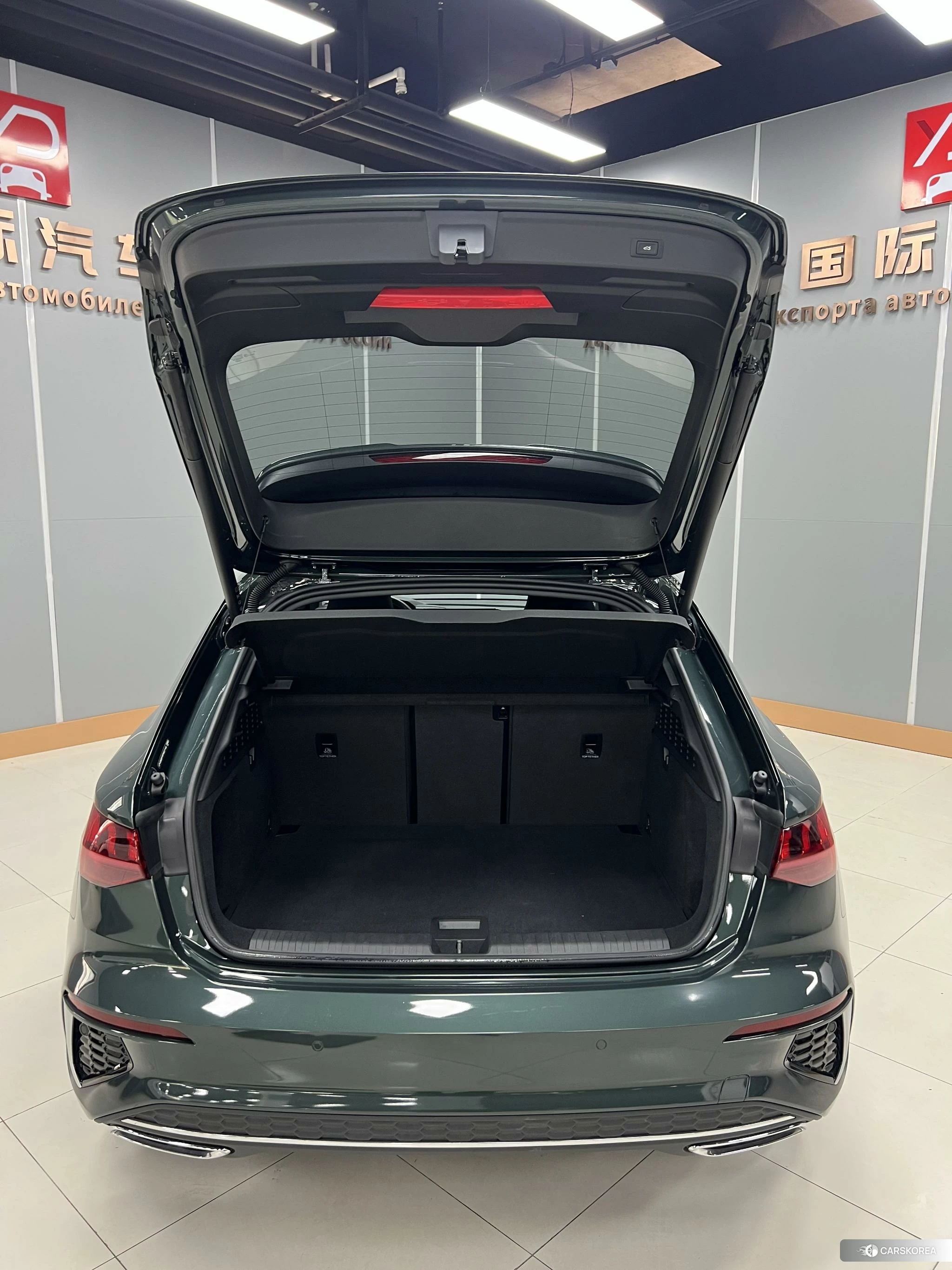 Audi A3 2023 Зеленый из Китая, фото 3