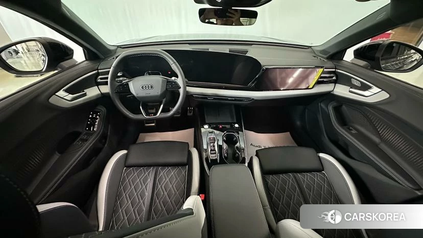 Audi A5L 2026 Темно-серый из Китая, фото 3