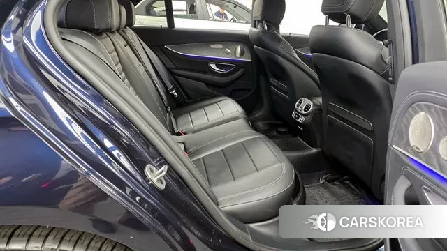 Mercedes-Benz E-Class W213 2022 Синий из Кореи, фото 3