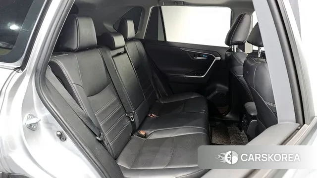 Toyota RAV4 5th Generation 2020 Серебряный из Кореи, фото 3