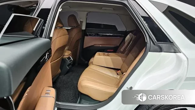 Hyundai Grandeur Hybrid (GN7) 2023 Белый из Кореи, фото 3