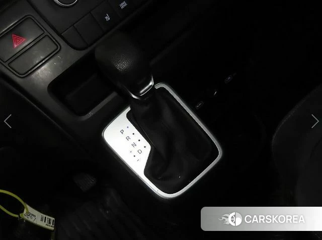 Hyundai Staria 2021 Белый из Кореи, фото 3