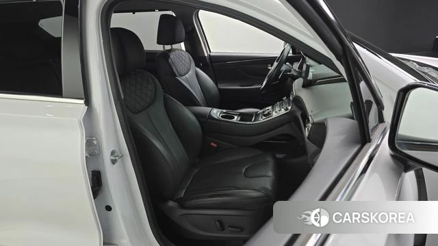 Hyundai The New Santa Fe 2022 Белый из Кореи, фото 3