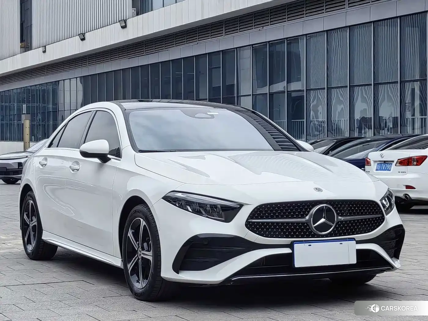 Mercedes-Benz A-Class 2025 Белый из Китая, фото 3