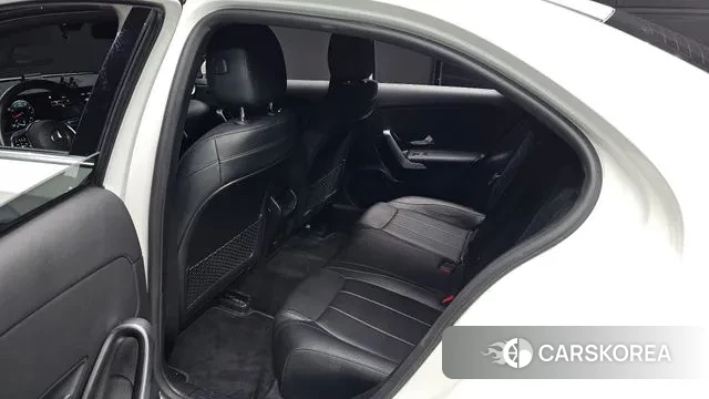 Mercedes-Benz A-Class W177 2021 Белый из Кореи, фото 3