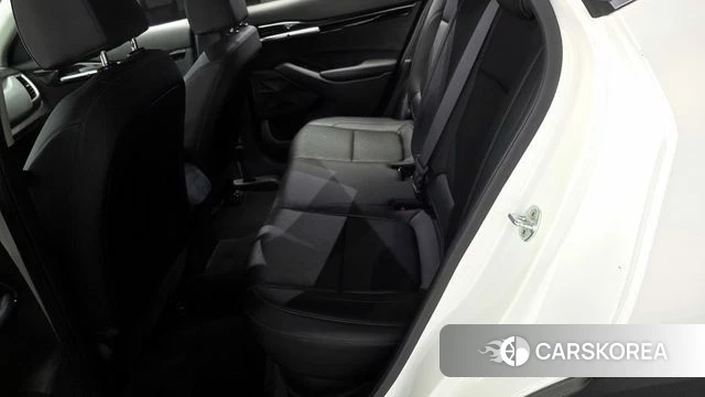 Kia Seltos 2022 Белый из Кореи, фото 3