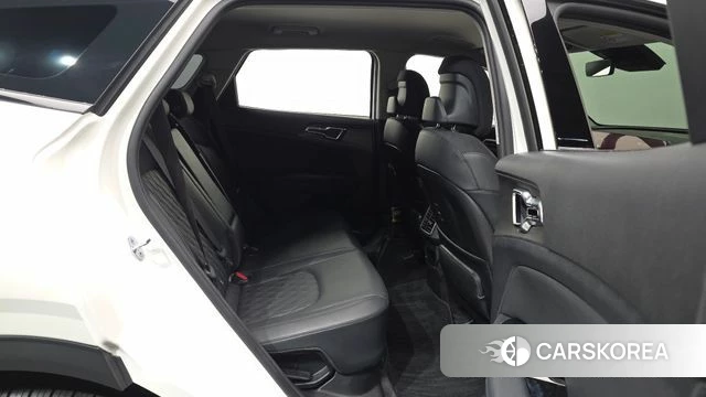 Kia Sportage 5th Generation Hybrid 2022 Белый из Кореи, фото 3