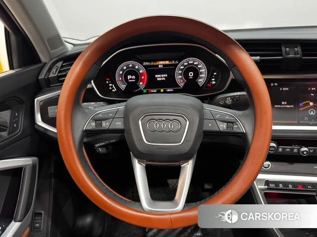 Audi Q3 (F3) 2025 Черный из Кореи, фото 3