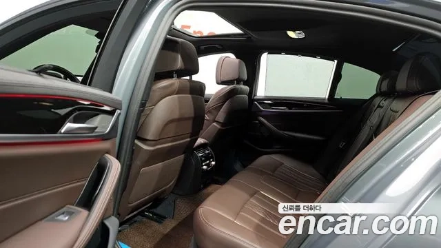 BMW 5 Series (G30) 2023 Серый из Кореи, фото 3