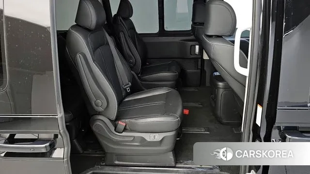 Hyundai Staria 2021 Черный из Кореи, фото 3