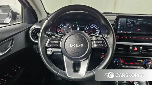 Kia The New K3 2nd generation 2022 Белый из Кореи, фото 3