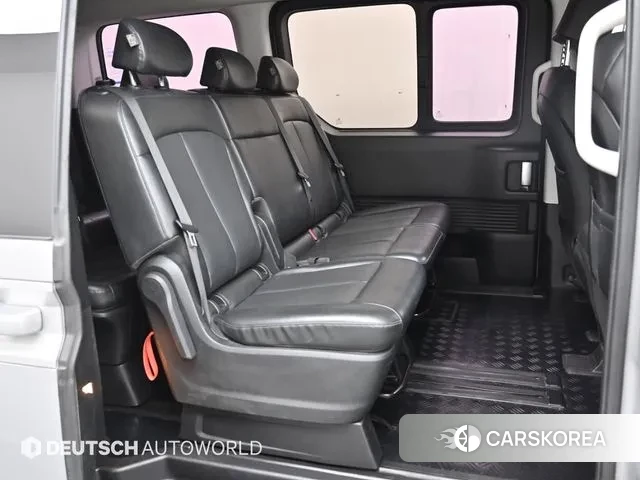 Hyundai Staria 2021 Серебряный из Кореи, фото 3