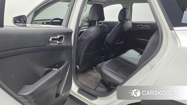 Kia Sportage 5th Generation 2021 Белый из Кореи, фото 3