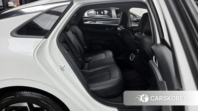 Kia The New K5 3rd generation 2024 Белый из Кореи, фото 3