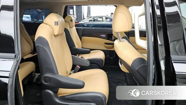 Kia Carnival 4th generation 2023 Черный из Кореи, фото 3