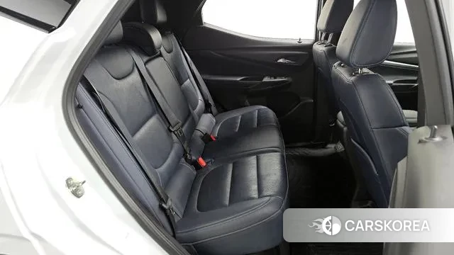 Chevrolet (GM Daewoo) Bolt EUV 2023 Белый из Кореи, фото 3