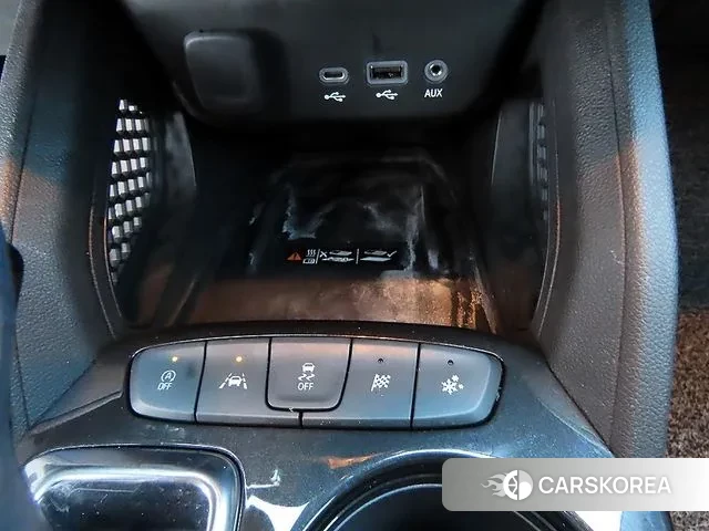 Chevrolet (GM Daewoo) Trailblazer 2022 Белый из Кореи, фото 3