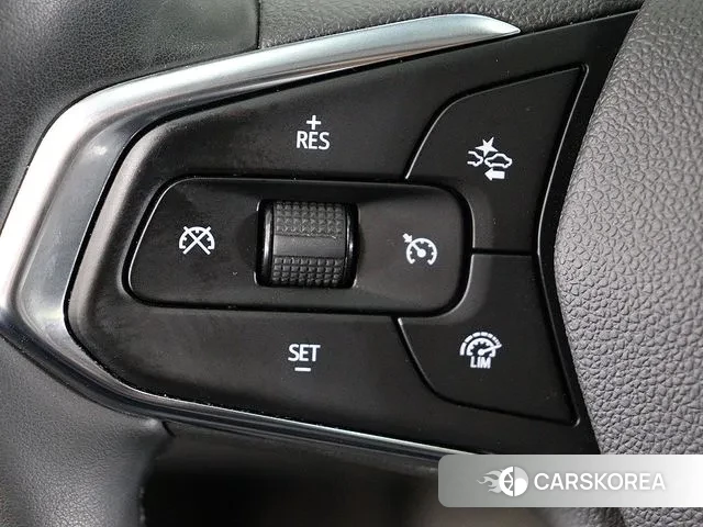 Chevrolet (GM Daewoo) Trax Crossover 2024 Серый из Кореи, фото 3