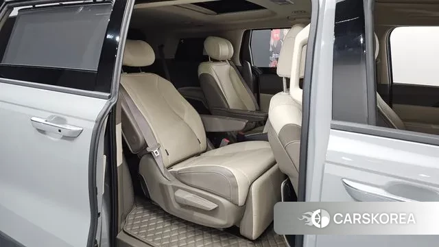 Kia The New Carnival 4th Generation 2024 Серый из Кореи, фото 3