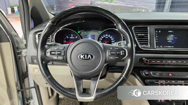 Kia The New Carnival 2018 Серебристо-серый из Кореи, фото 3