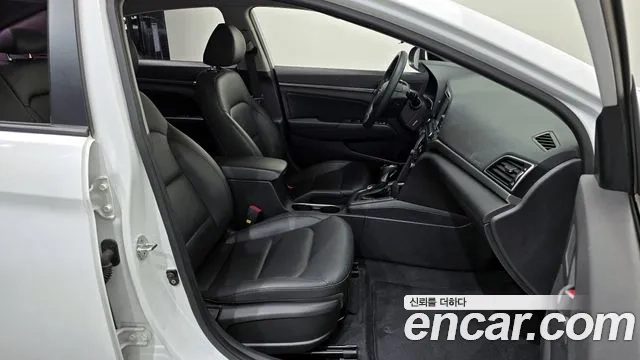 Hyundai Avante AD 2018 Белый из Кореи, фото 3