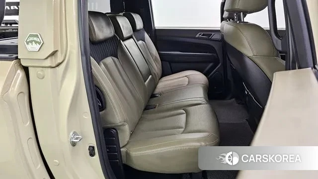 Ssangyong The New Rexton Sports Cannes 2024 Жемчужный цвет из Кореи, фото 3