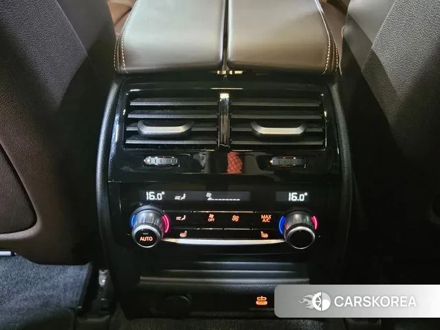 BMW 5 Series (G30) 2022 Белый из Кореи, фото 3