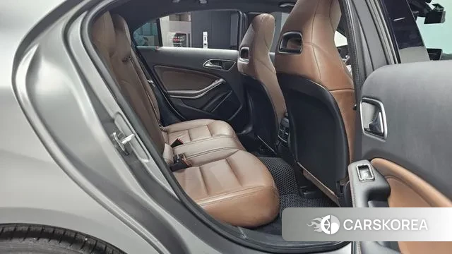 Mercedes-Benz A-Class W176 2018 Серый из Кореи, фото 3