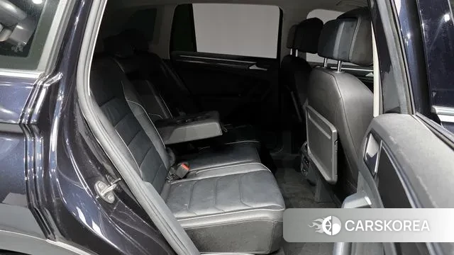 Volkswagen Tiguan second Generation 2020 Черный из Кореи, фото 3