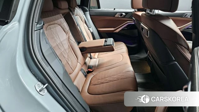 BMW X6 (G06) 2025 Цвет галактики из Кореи, фото 3