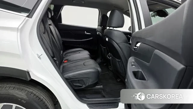 Hyundai The New Santa Fe 2023 Белый из Кореи, фото 3