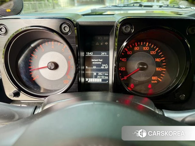 Suzuki Jimny 2021 Зеленый из Кореи, фото 3