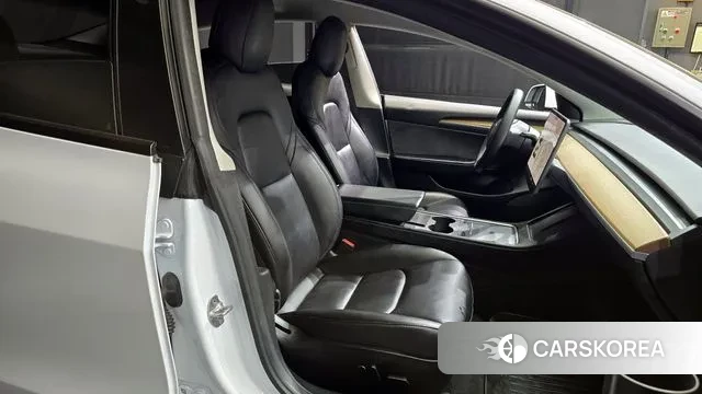 Tesla Model 3 2021 Белый из Кореи, фото 3