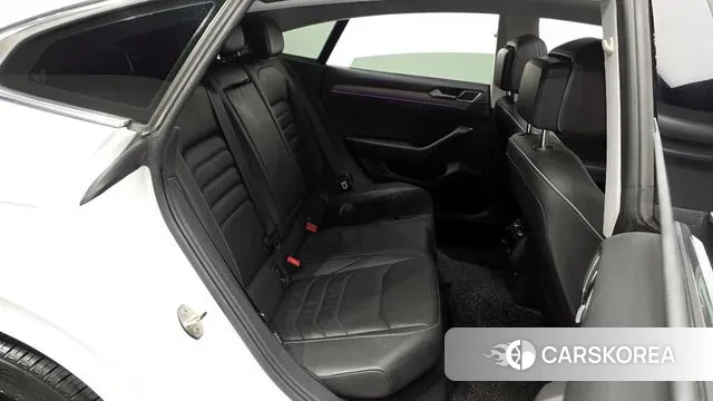 Volkswagen Arteon 2019 Белый из Кореи, фото 3