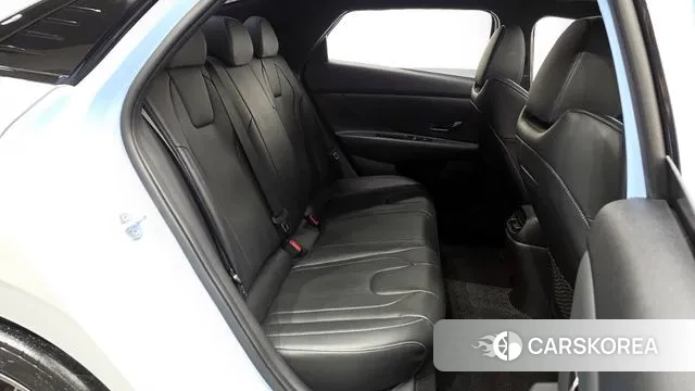 Hyundai Avante (CN7) 2022 Серебряный из Кореи, фото 3