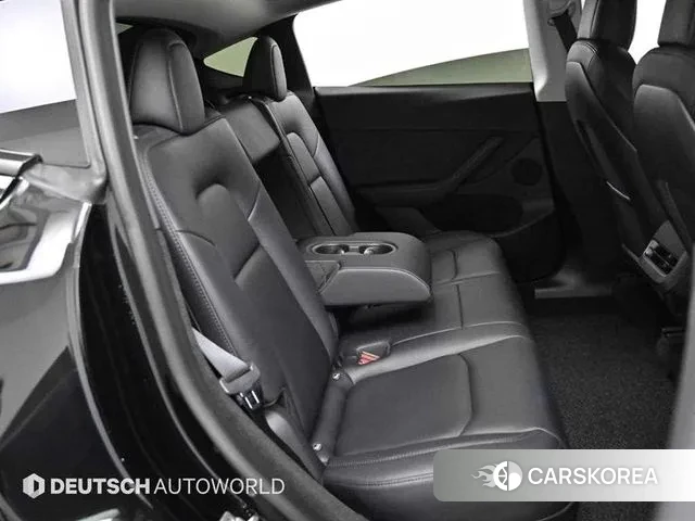 Tesla Model Y 2023 Черный из Кореи, фото 3